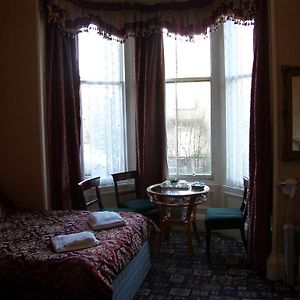 Familien-Zimmer